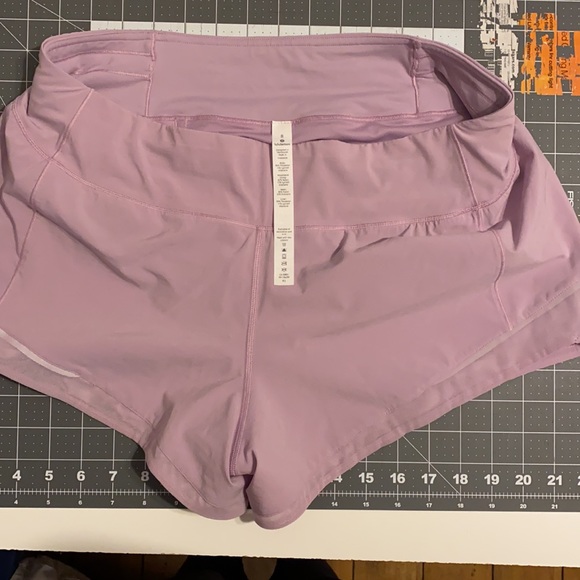Size 8 lulu lemon running shorts - pretty lavender - Picture 2 of 7